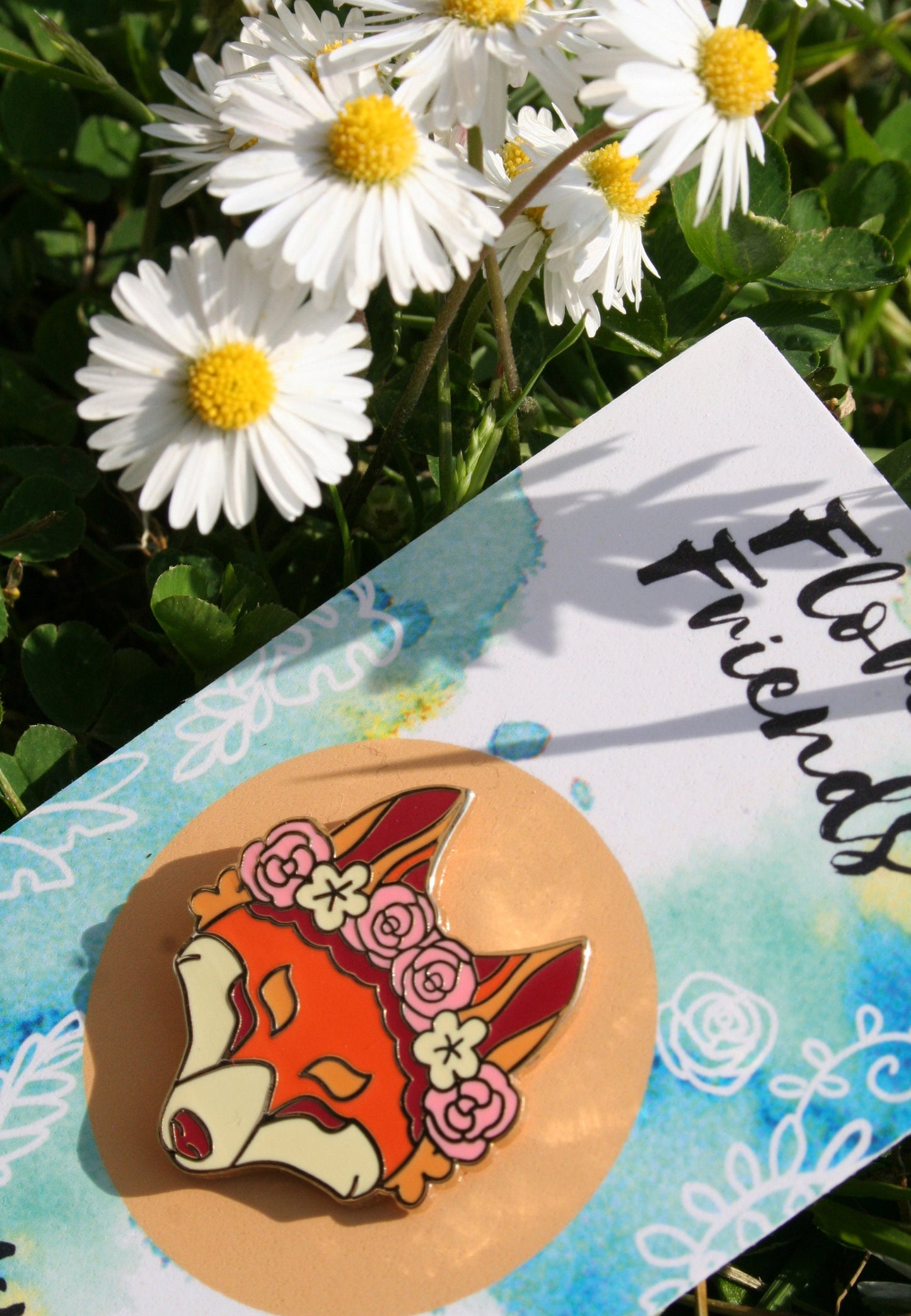 Floral Fox Gold Hard Enamel Lapel Pin, Red Fox with Flower Crown Metal Pin Badge, Cute Wildlife Pin, Animal Lover Gift