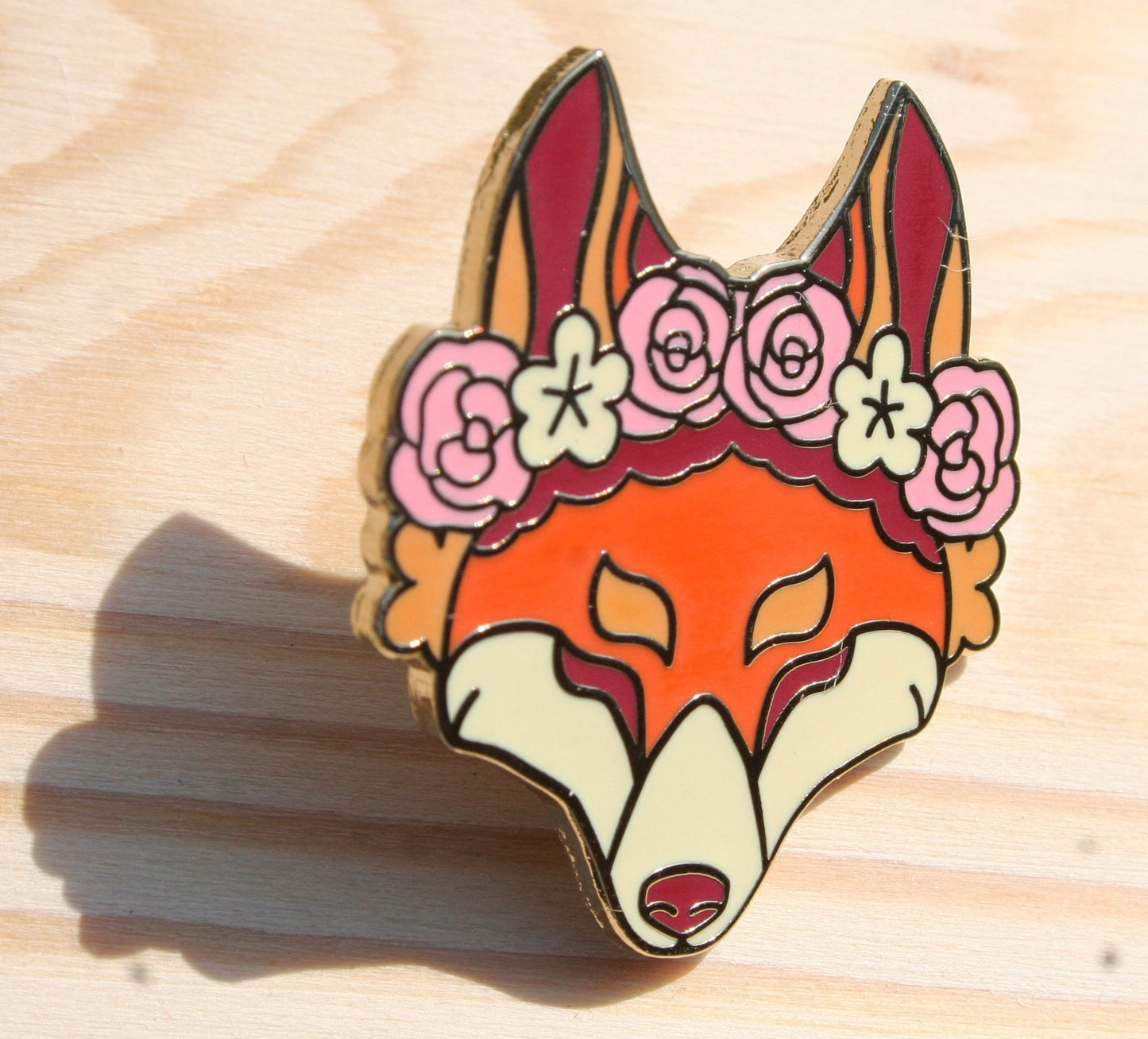 Floral Fox Gold Hard Enamel Lapel Pin, Red Fox with Flower Crown Metal Pin Badge, Cute Wildlife Pin, Animal Lover Gift